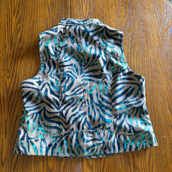 Multiples Vest Women's Size M Petite Khaki Green With Blue/turquoise Pattern - Picture 6 of 7